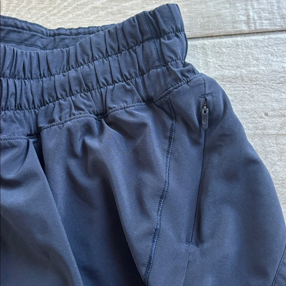 lululemon athletica Dark Blue Athletic Shorts size 6 - Picture 6 of 8